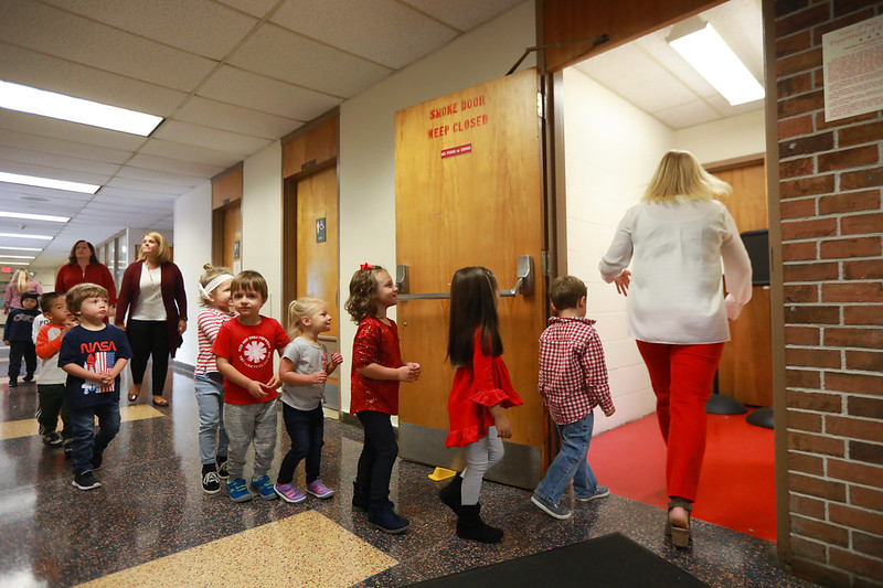 You are currently viewing Advocates call on New Jersey lawmakers to make school meals free for all students